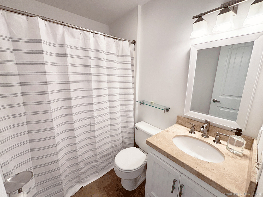 2 West Avenue APT 5