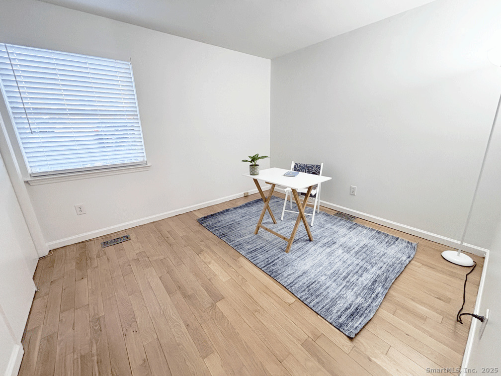 2 West Avenue APT 5