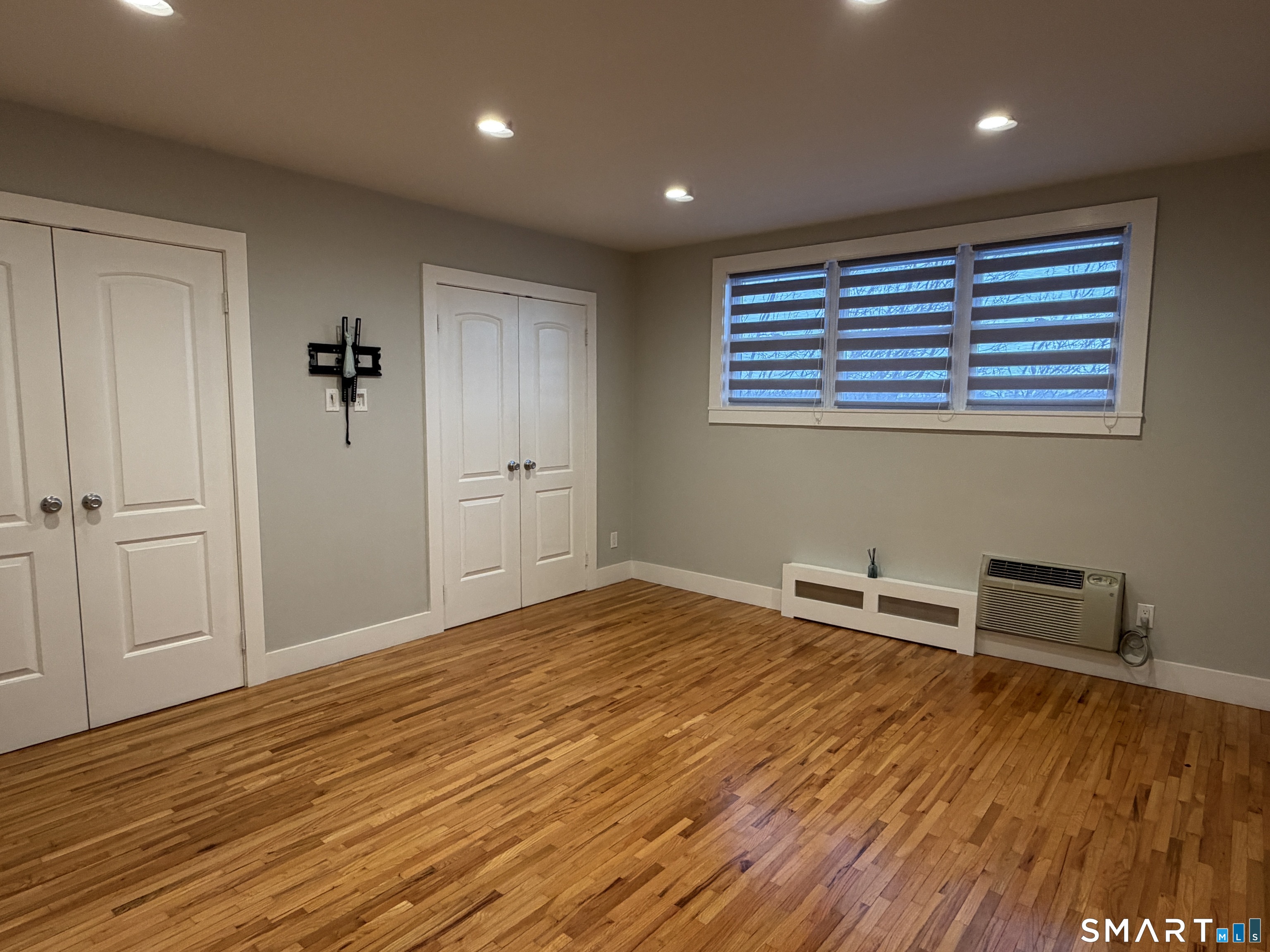 11 Bedford Avenue APT N4