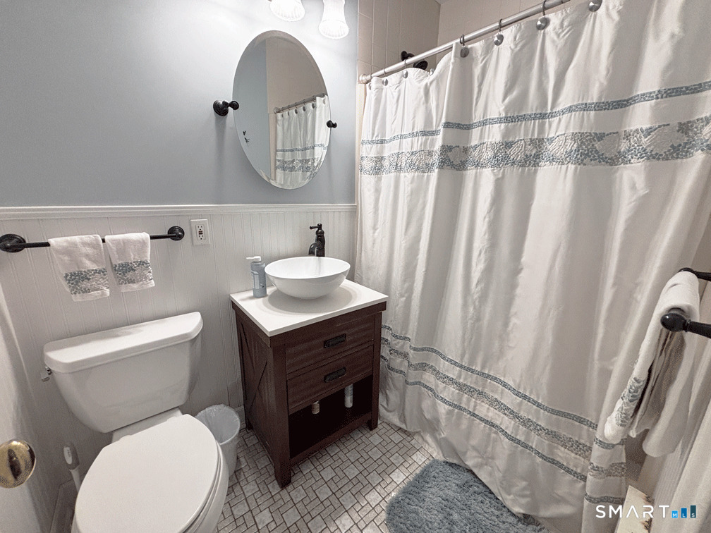 11 Bedford Avenue APT G1