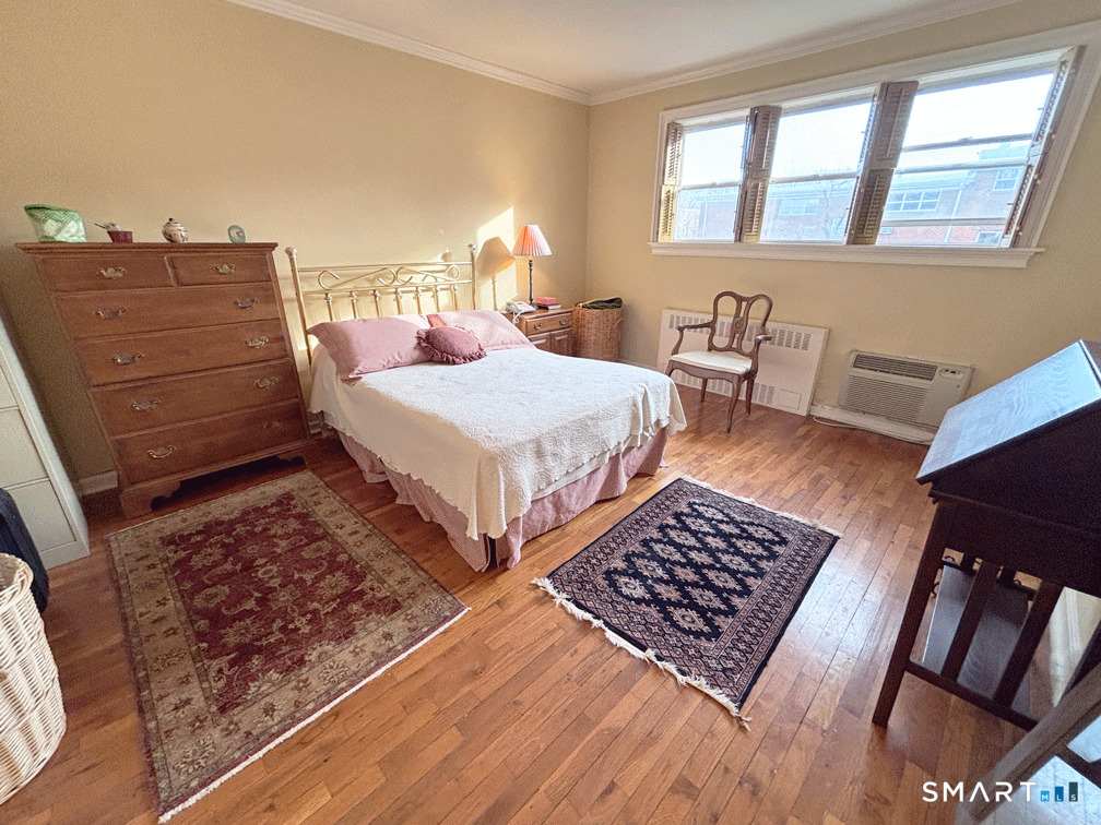 11 Bedford Avenue APT G1