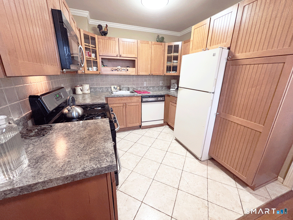 11 Bedford Avenue APT G1