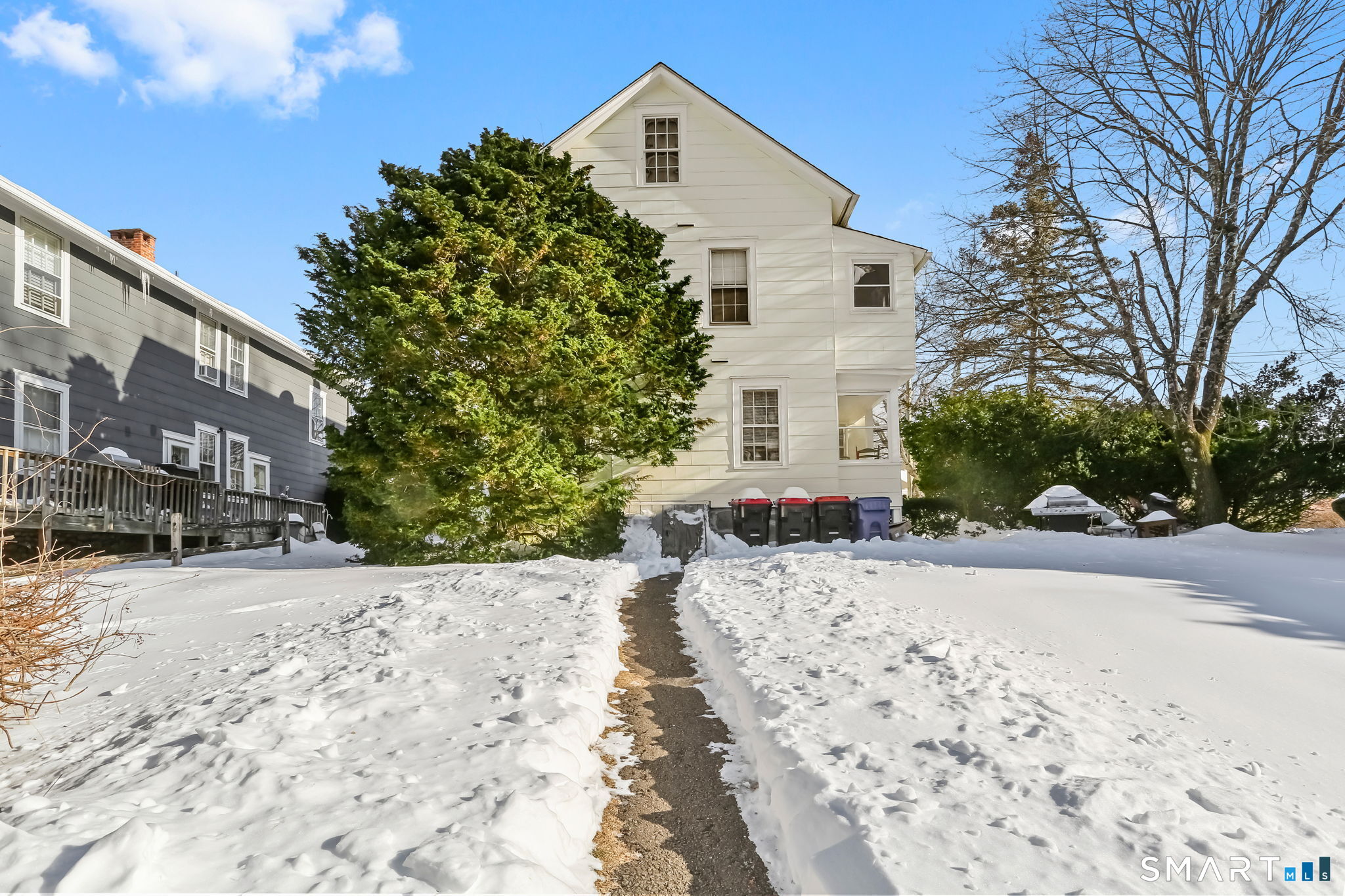 75 Newtown Avenue
