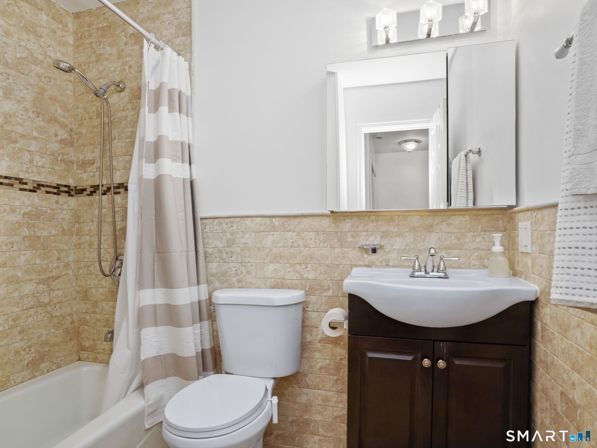 4 Union Avenue APT 24