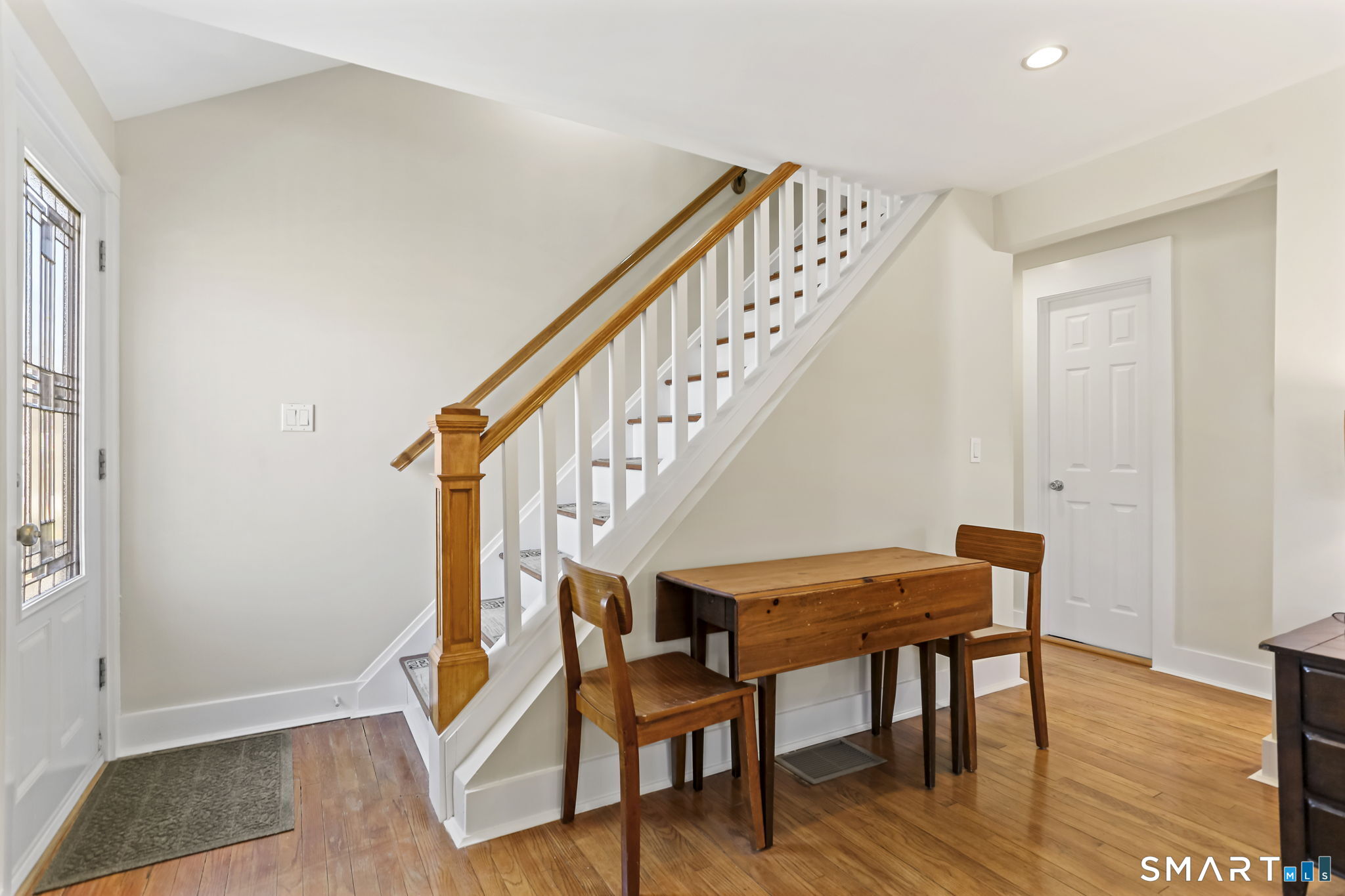 6 Wildmere Lane