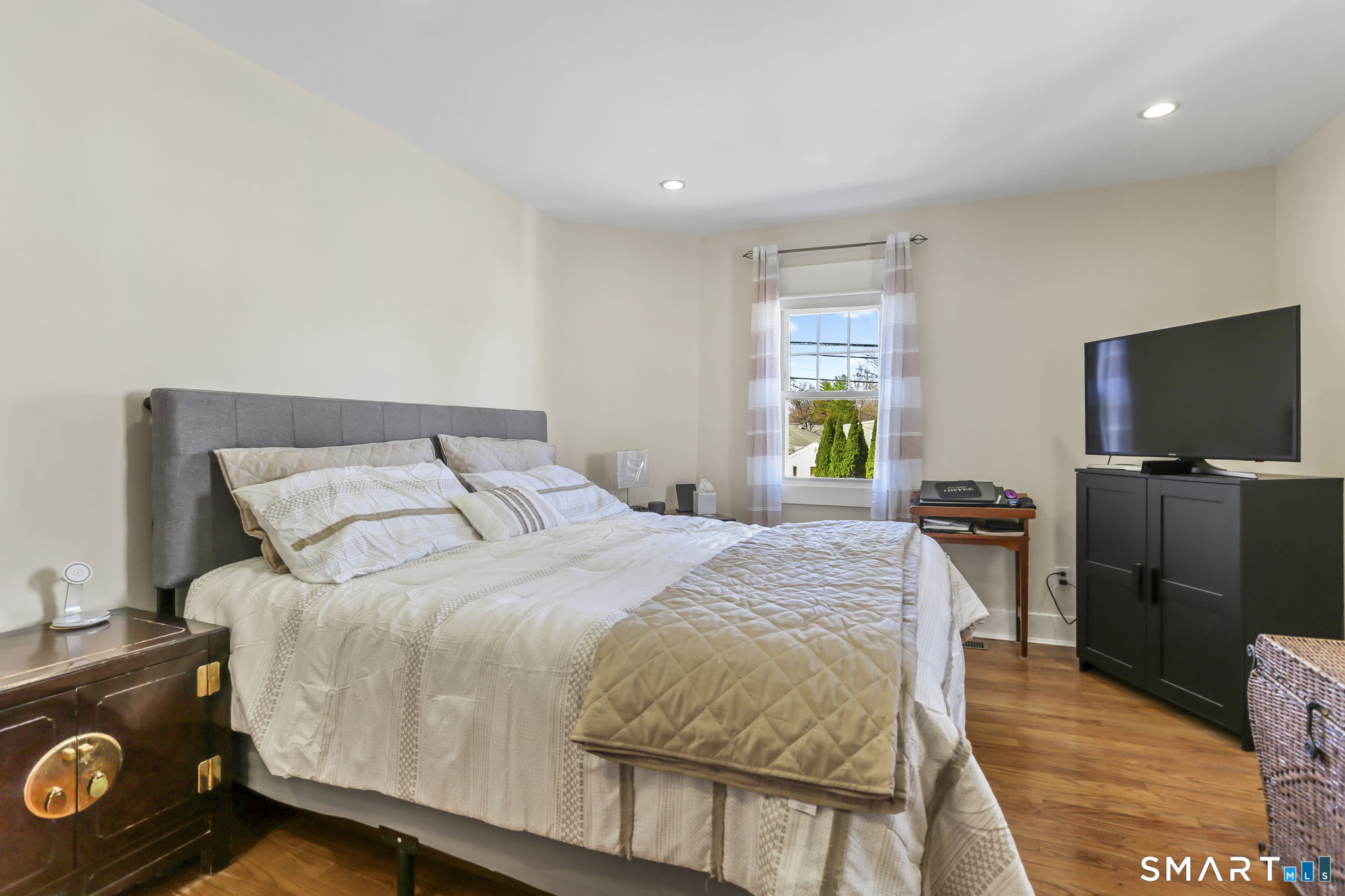 6 Wildmere Lane