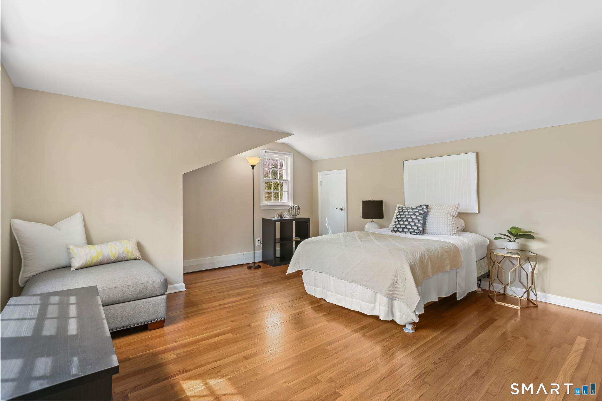 7 Gray Squirrel Drive