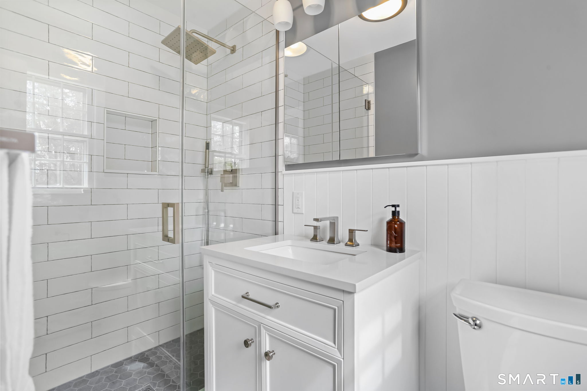 7 Gray Squirrel Drive