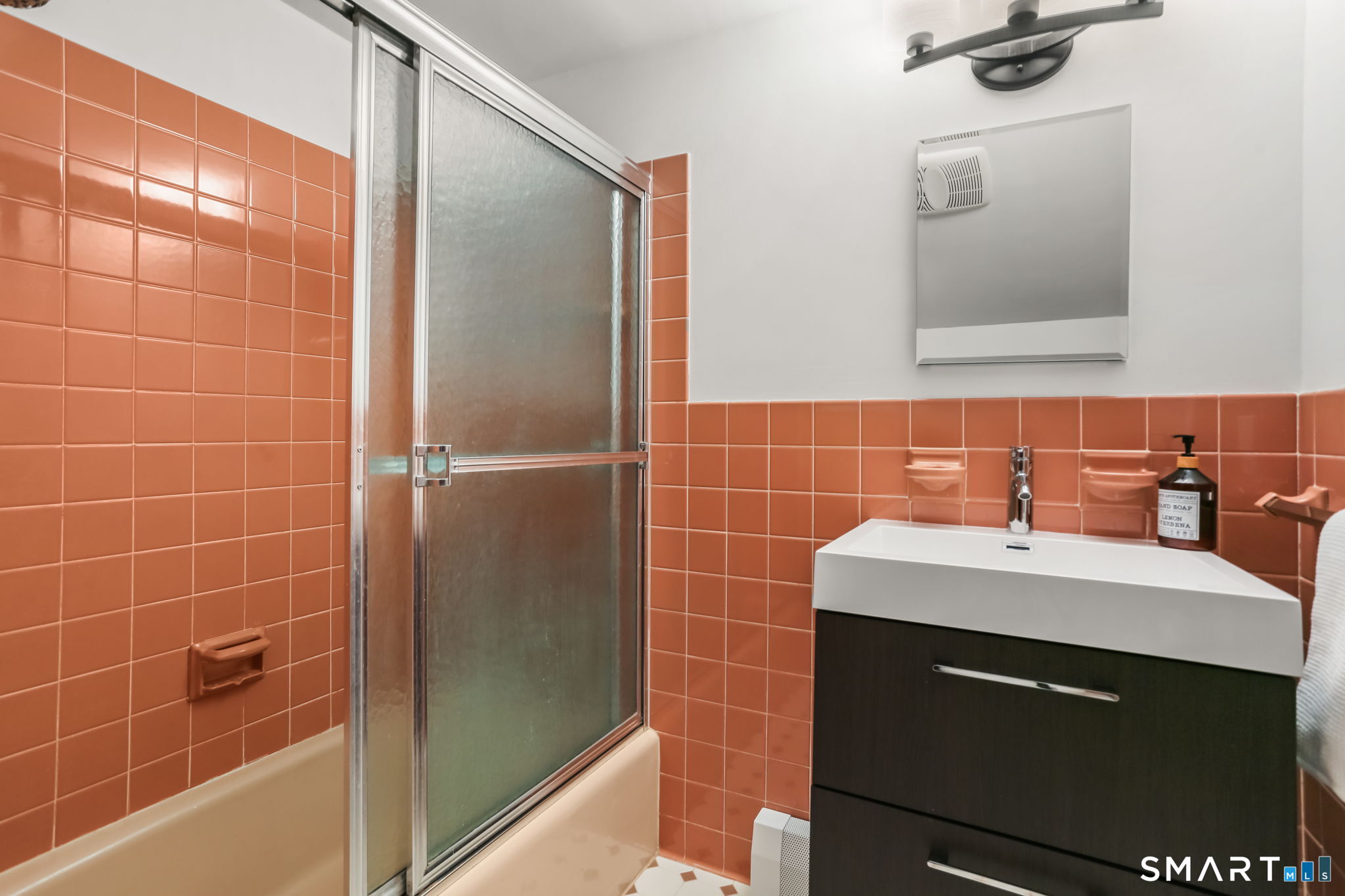 7 Gray Squirrel Drive