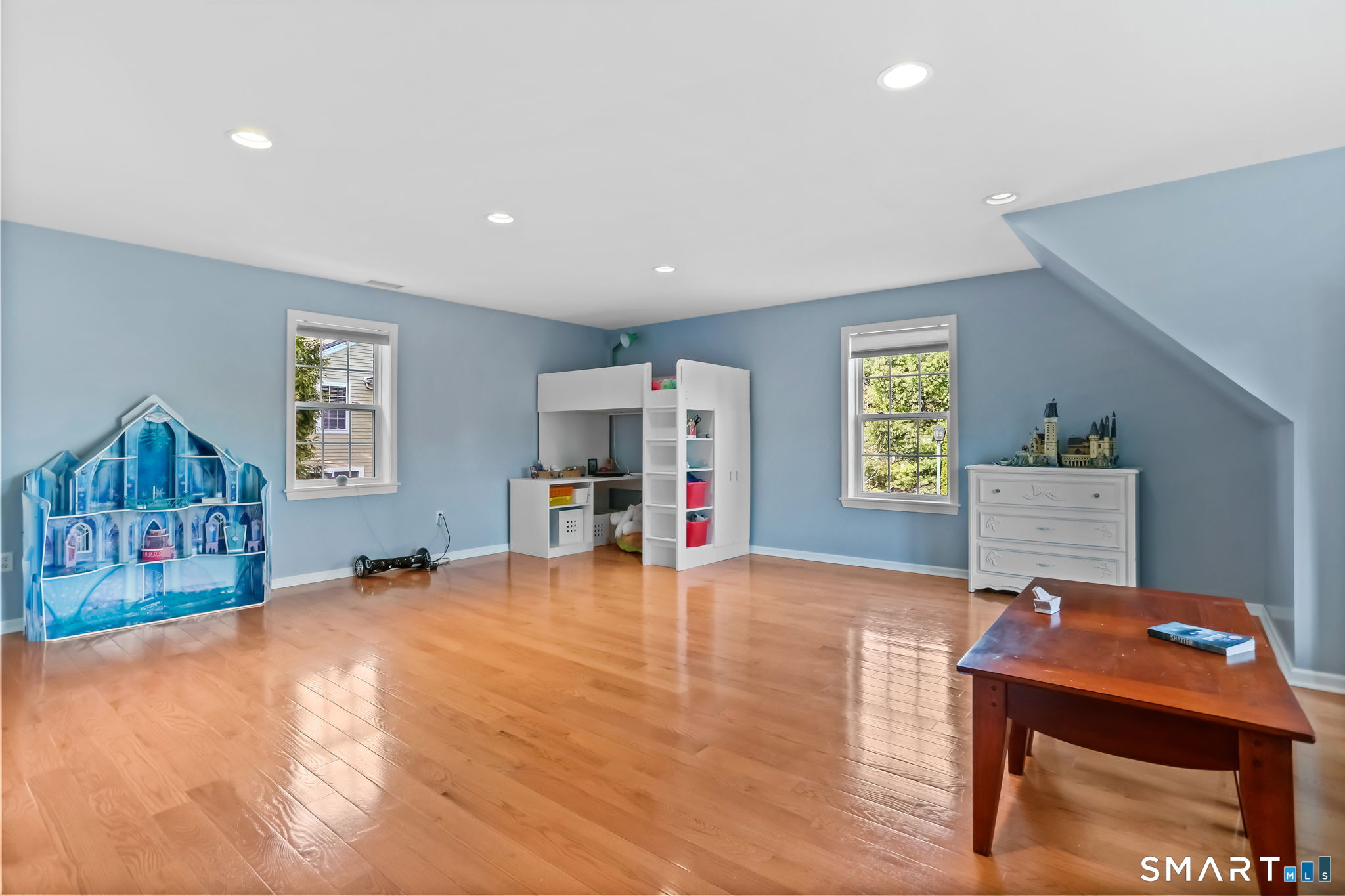 155 North Taylor Avenue 155