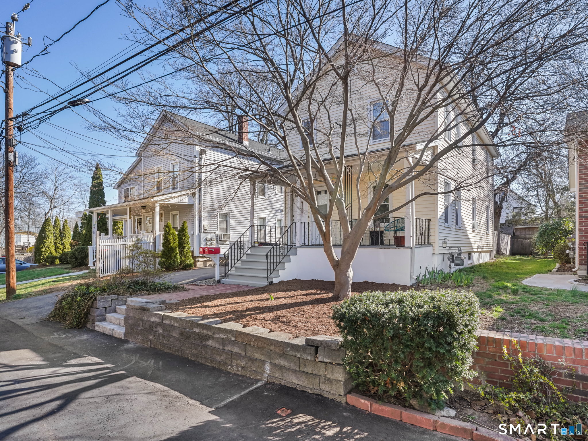 22 Davis Street