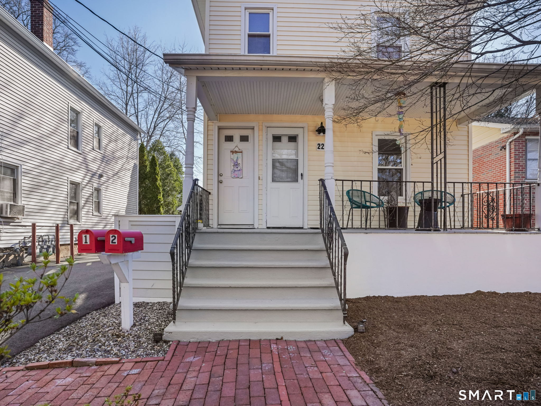 22 Davis Street