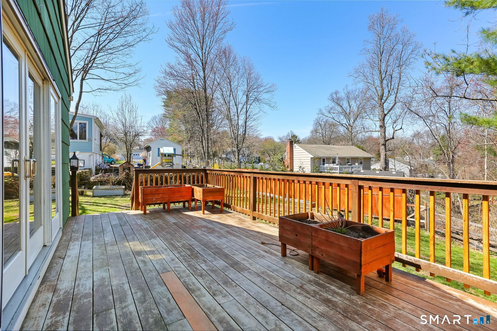 140 Ponus Avenue