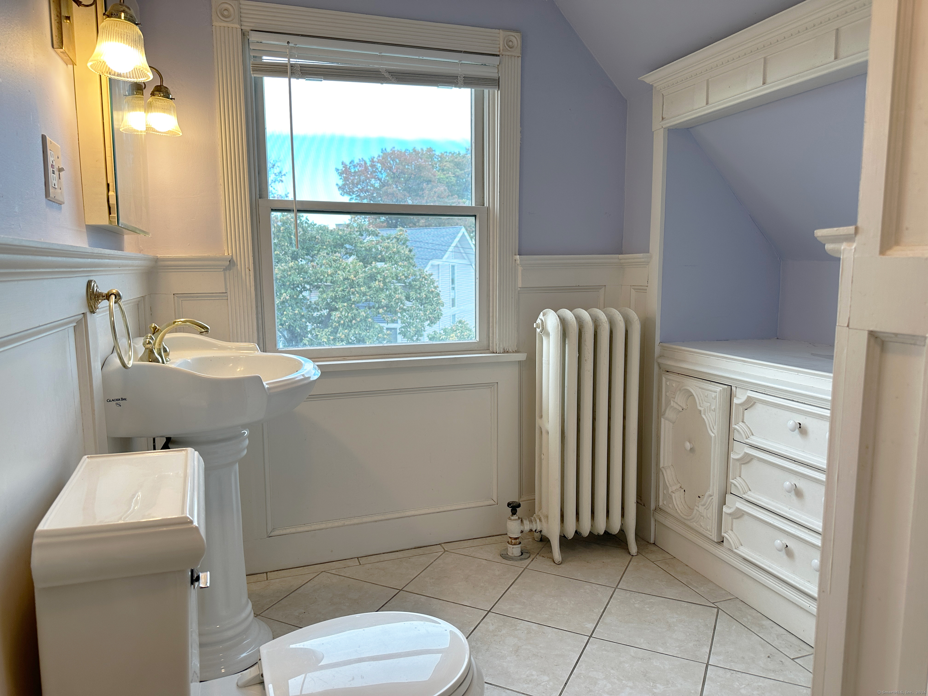 262 East Avenue 3rd Floor