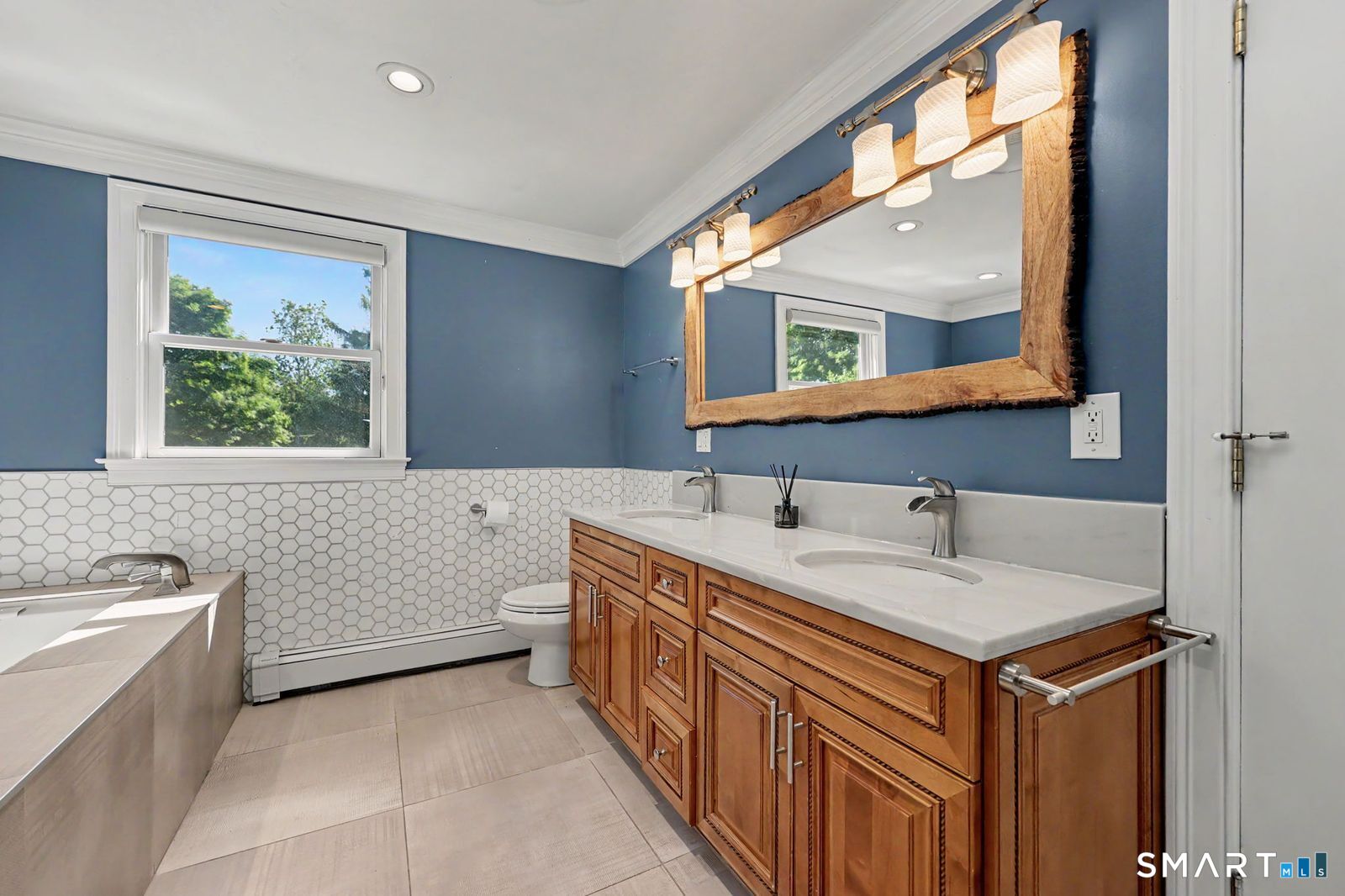 130 West Norwalk Road