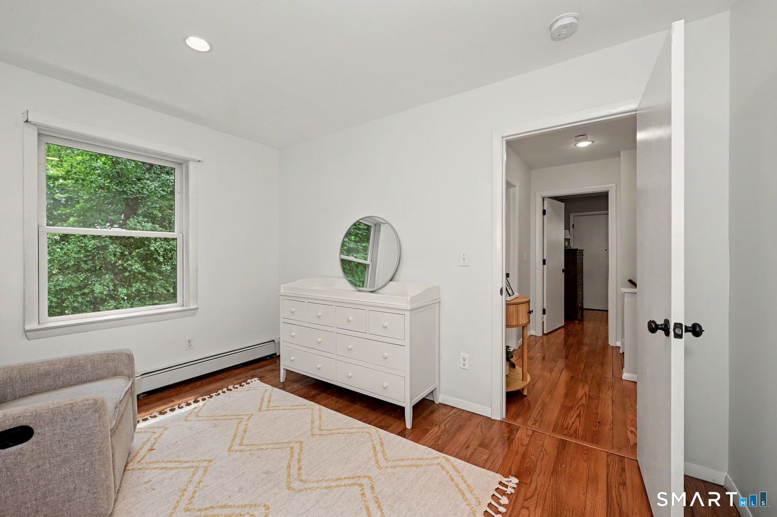 41 Ledgewood Drive