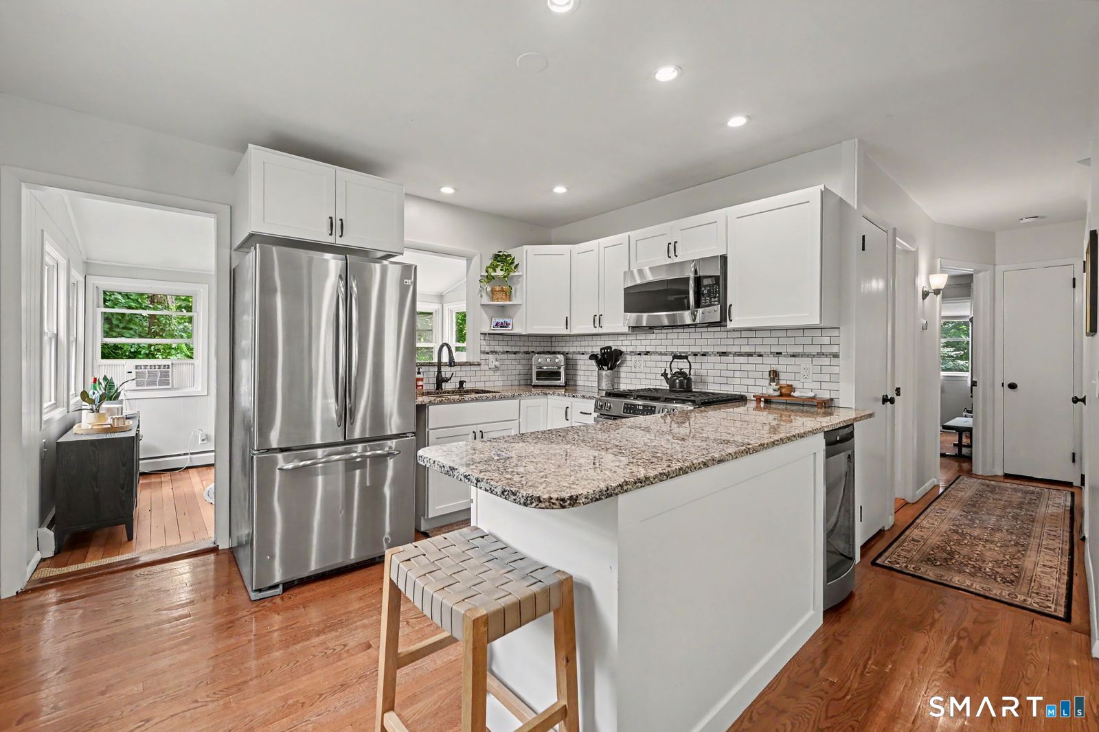 41 Ledgewood Drive