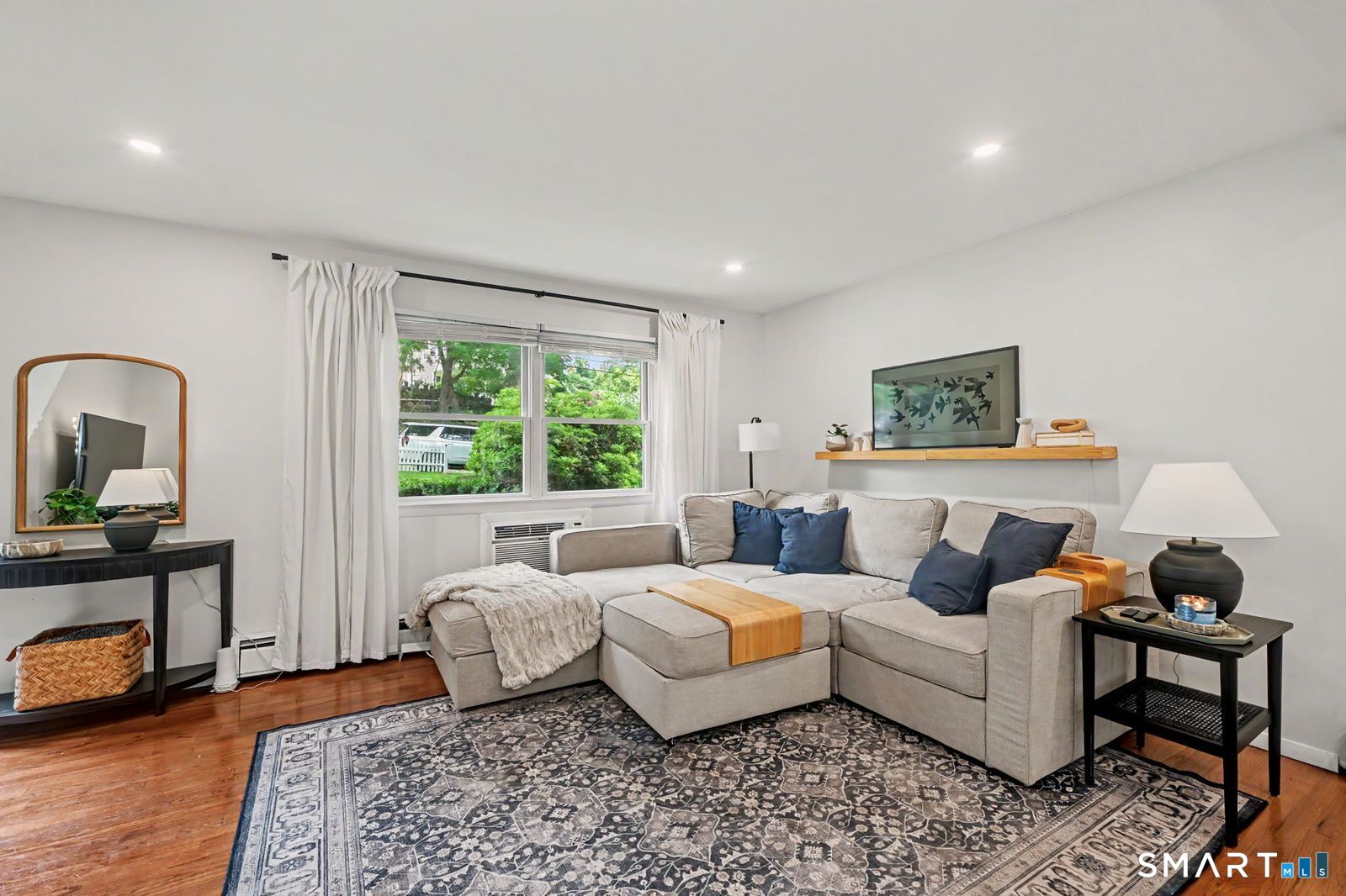 41 Ledgewood Drive
