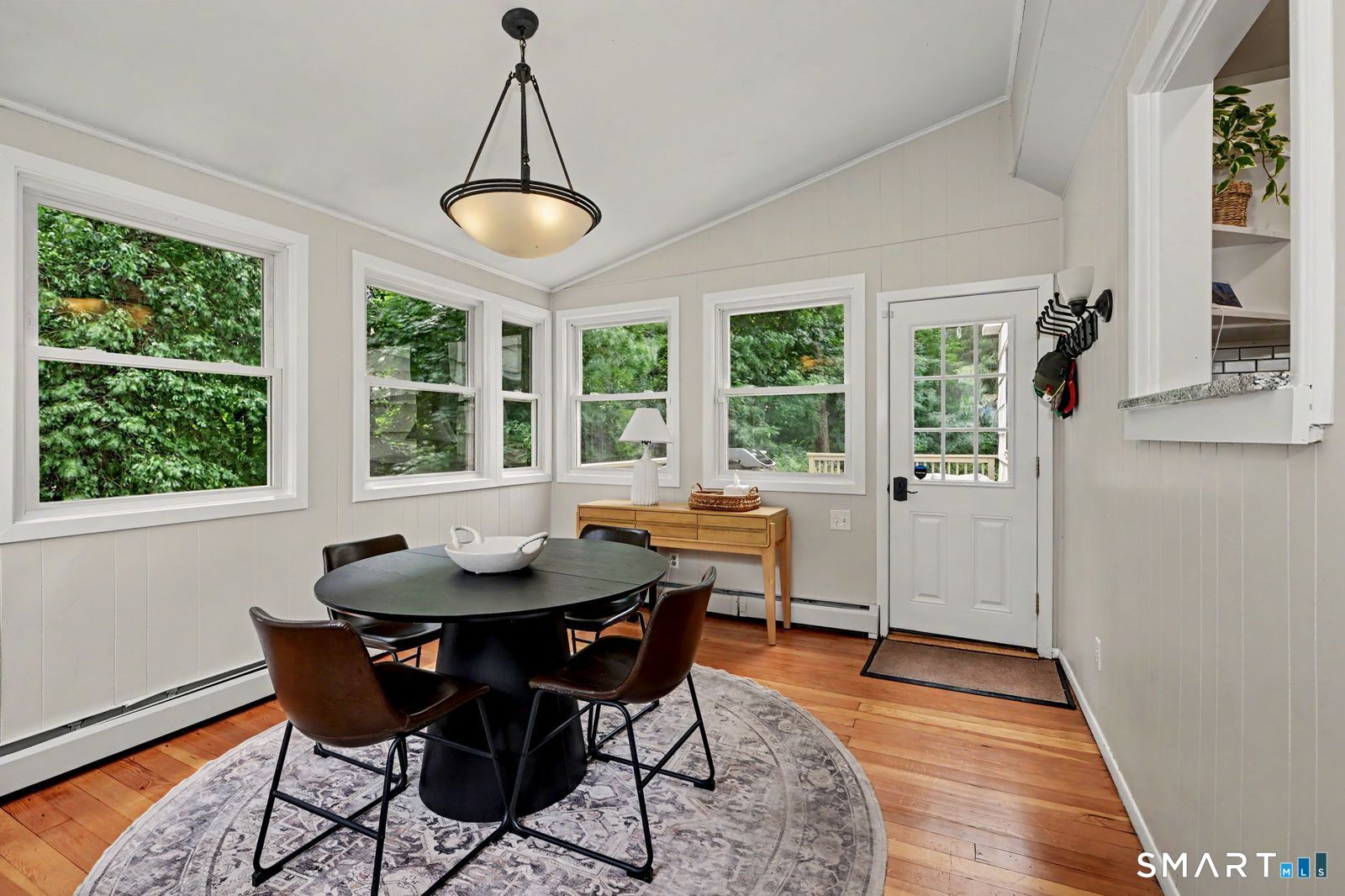 41 Ledgewood Drive