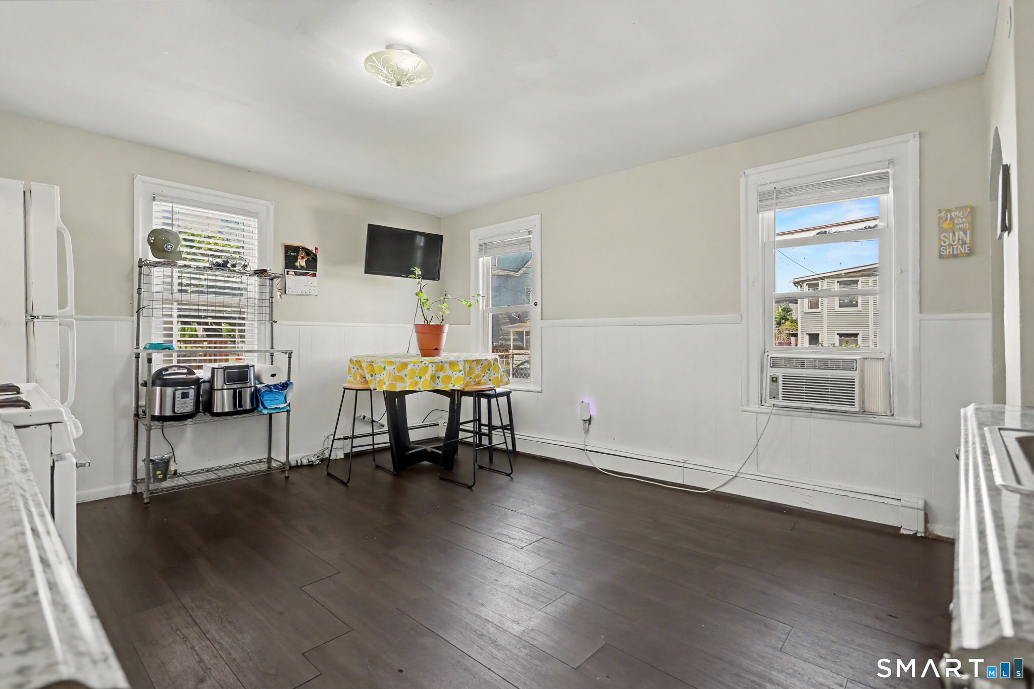 178 Linen Avenue