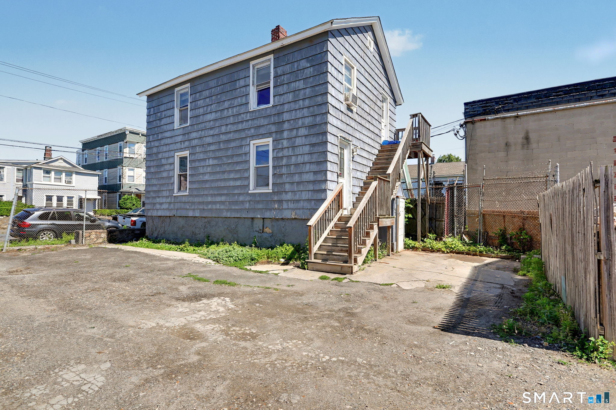 178 Linen Avenue