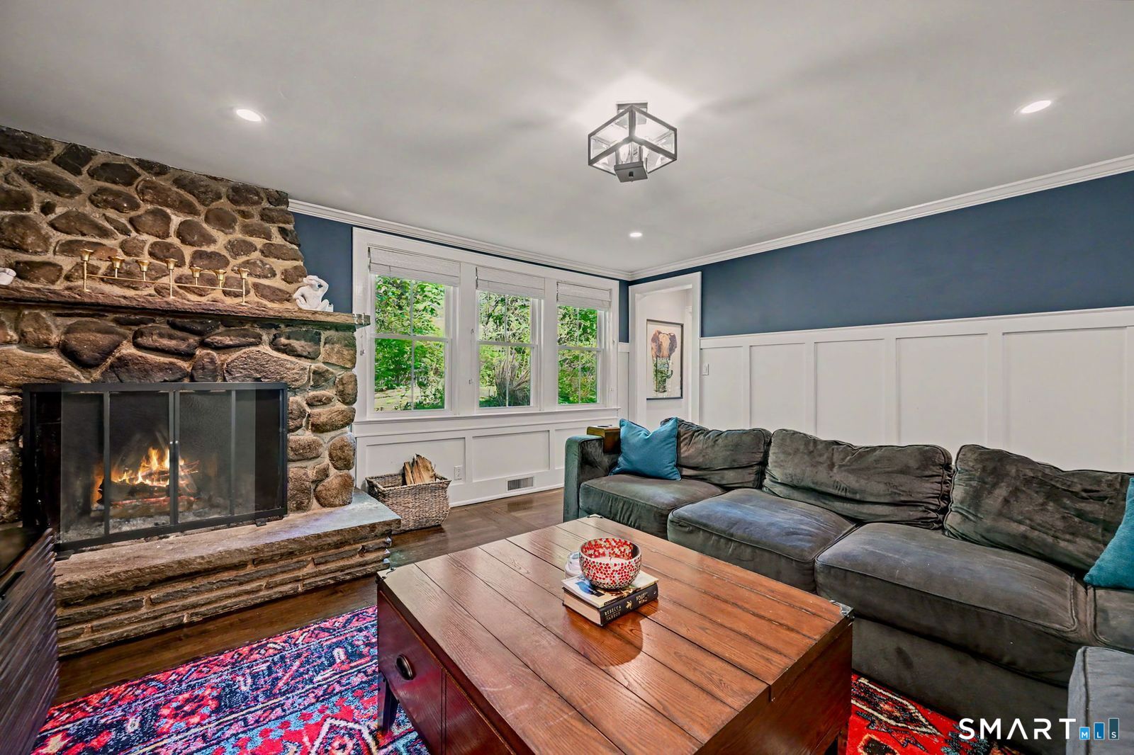 49 Newtown Avenue