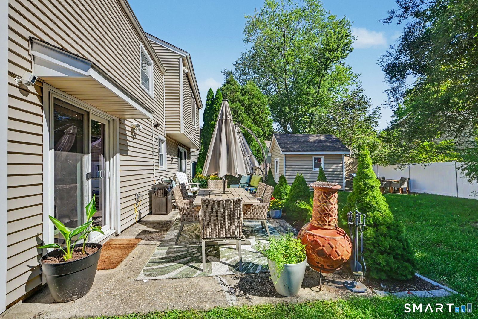 200 Woodridge Drive South