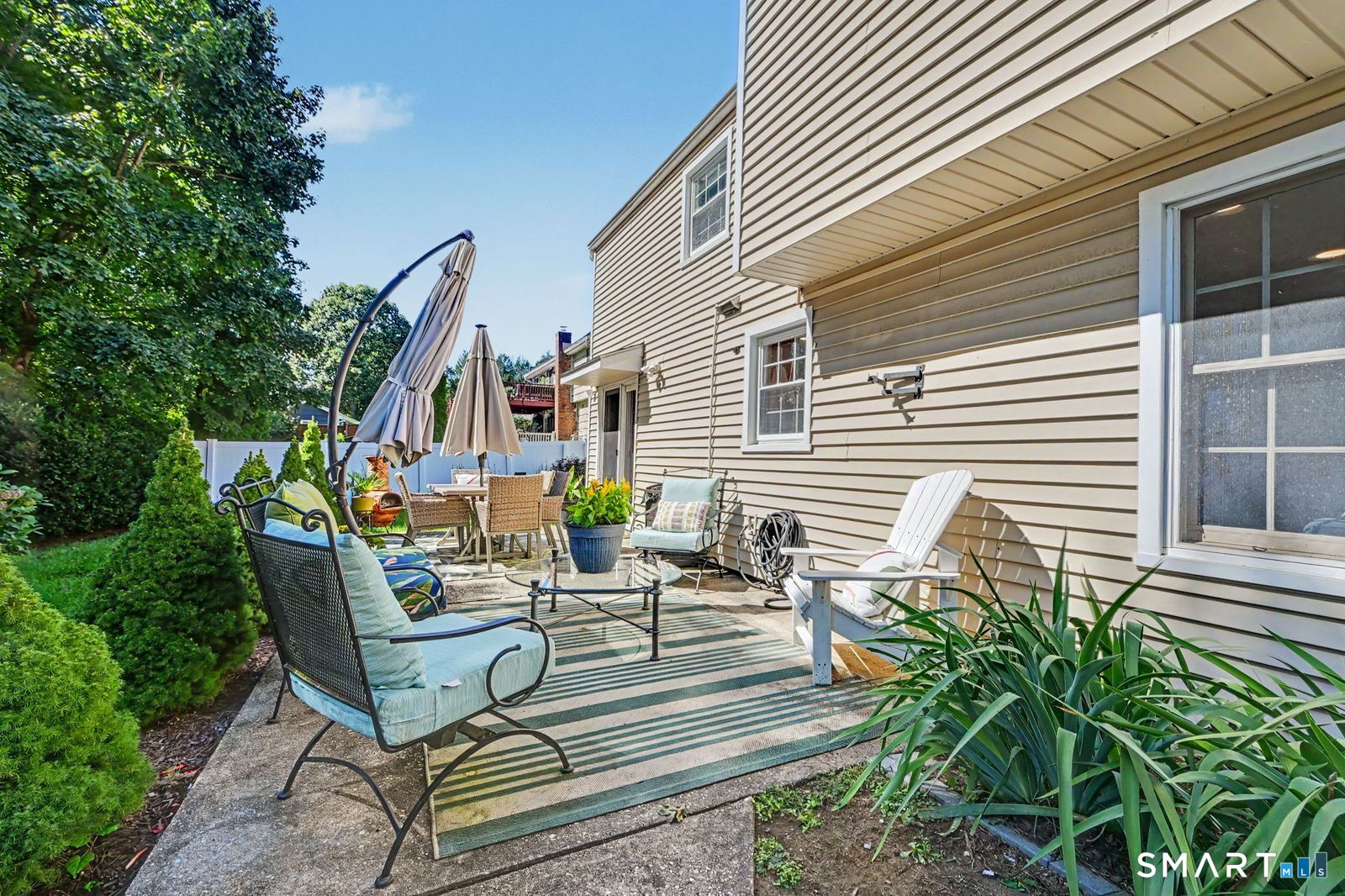 200 Woodridge Drive South