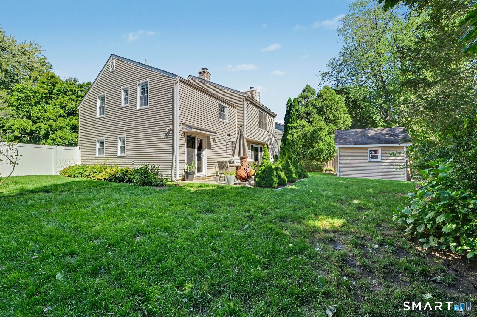 200 Woodridge Drive South