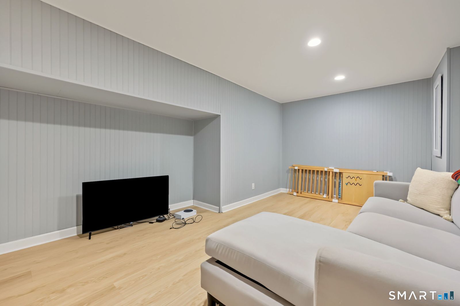146 Dry Hill Road