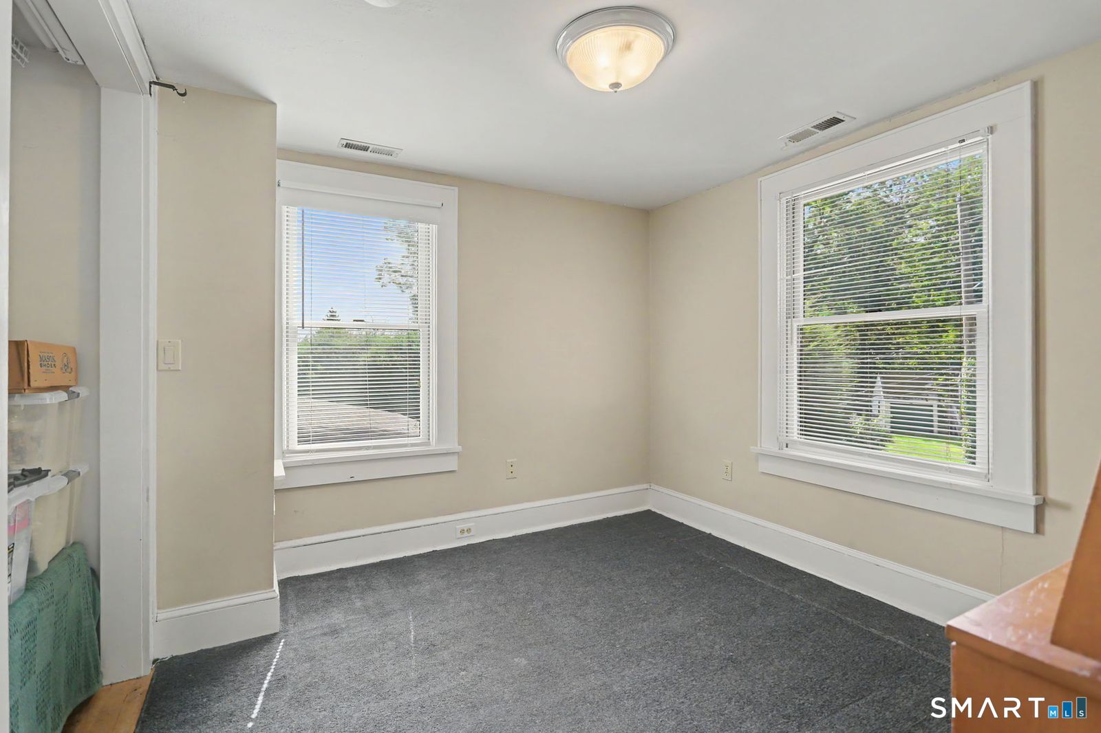 10 Hillwood Place