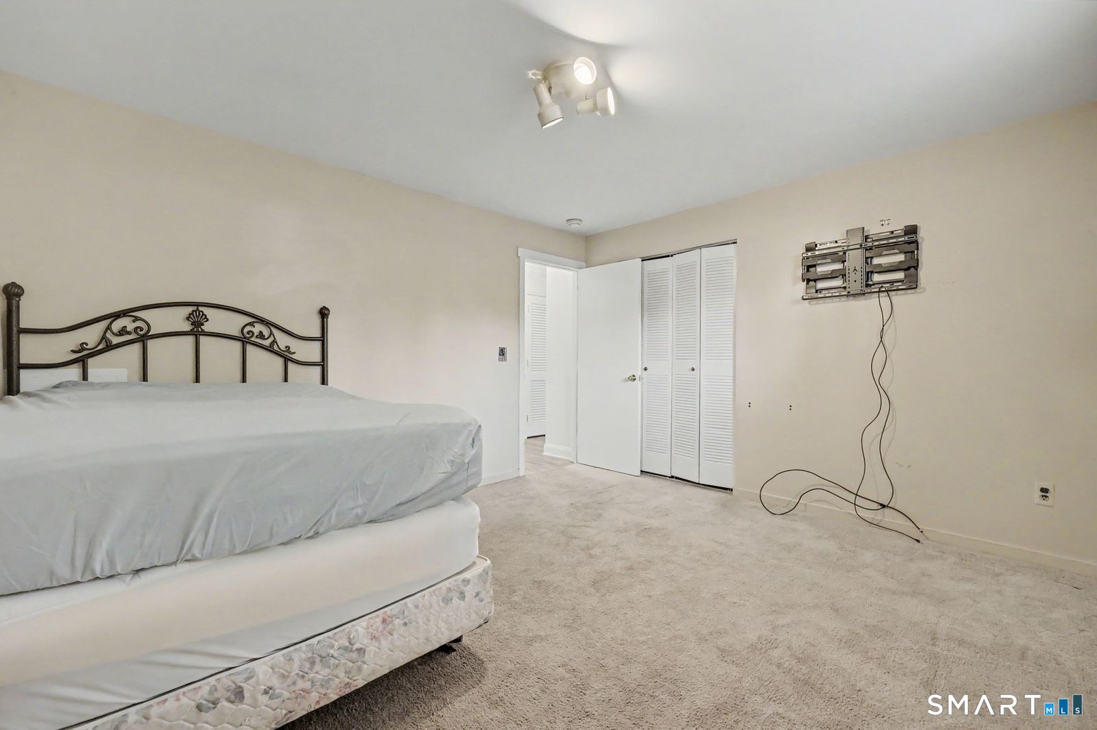 71 Aiken Street Unit: D9