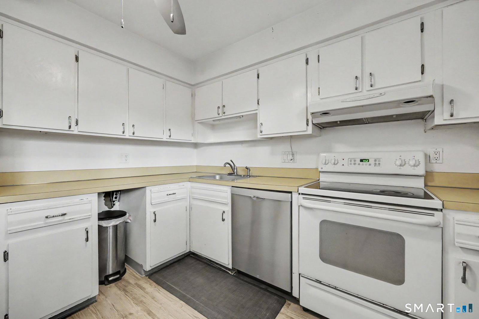 71 Aiken Street Unit: D9