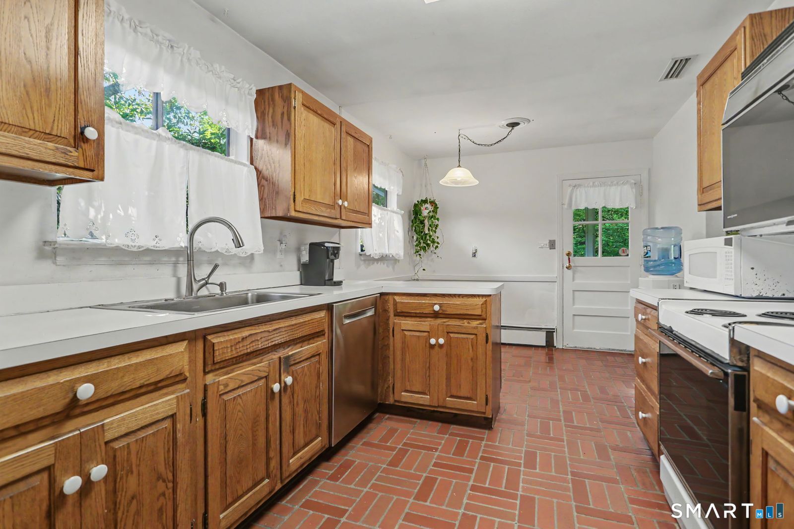 68 Winding Lane