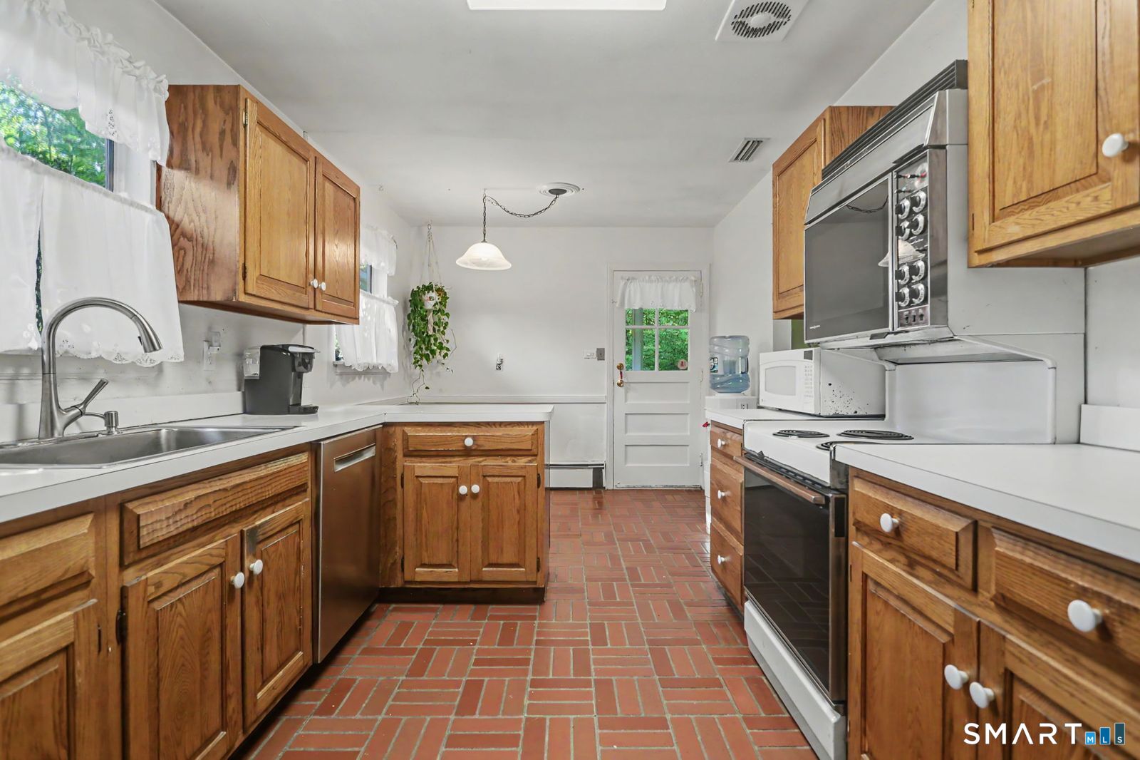 68 Winding Lane