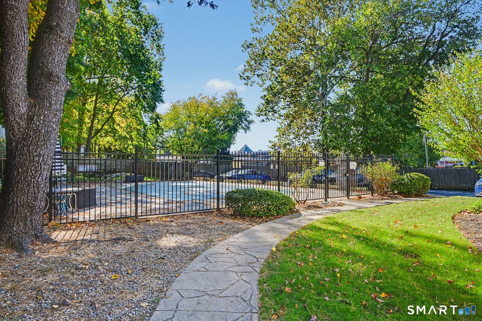 1 Linden Street Unit: A10