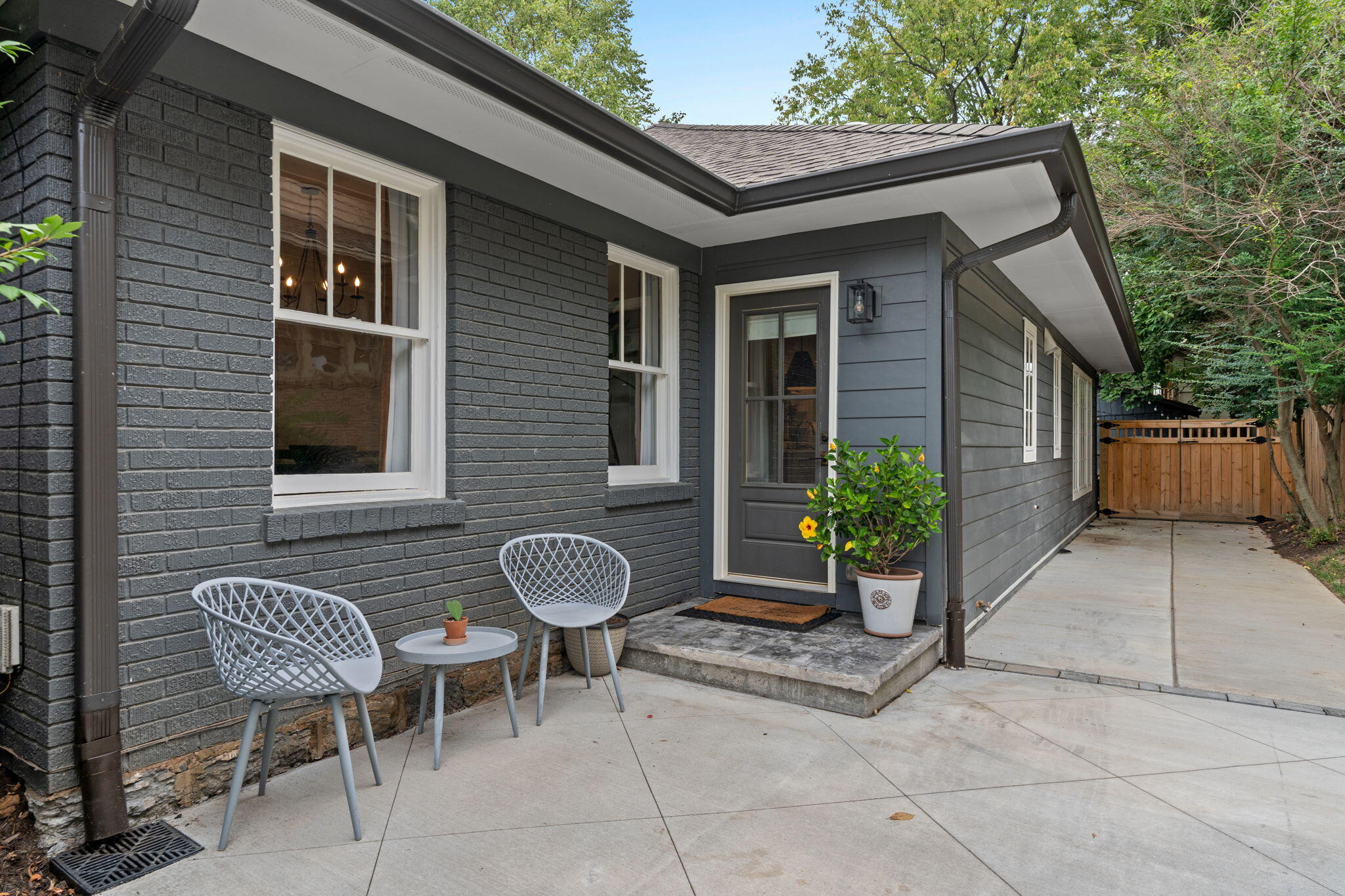1009 Cramer Avenue