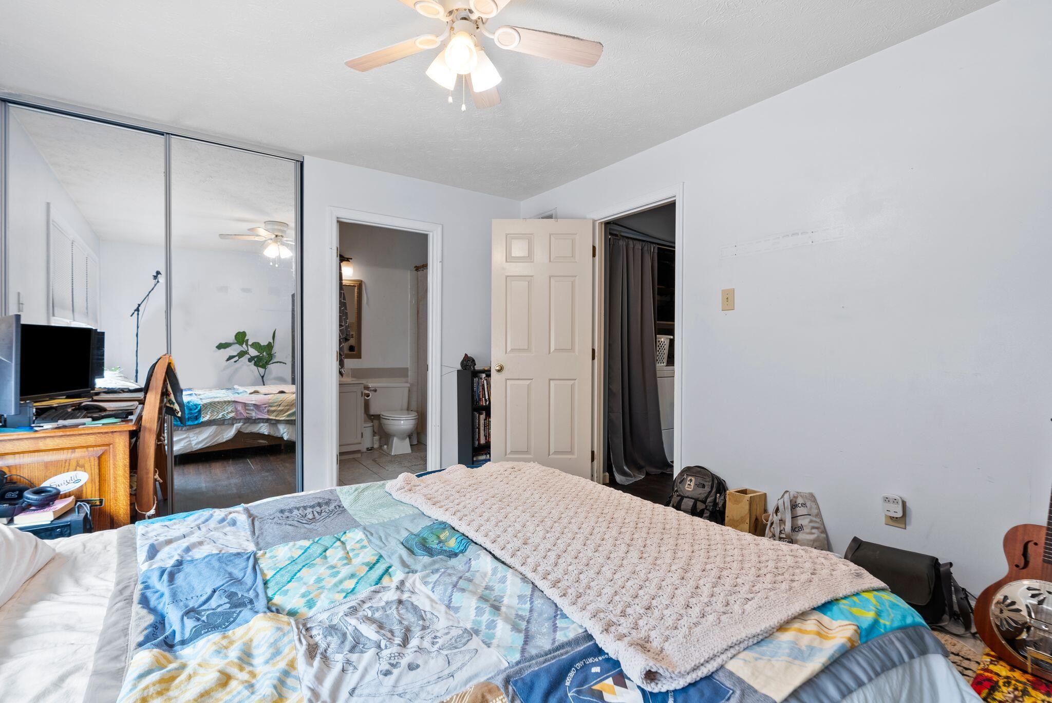 541 West Short Street Unit: 27