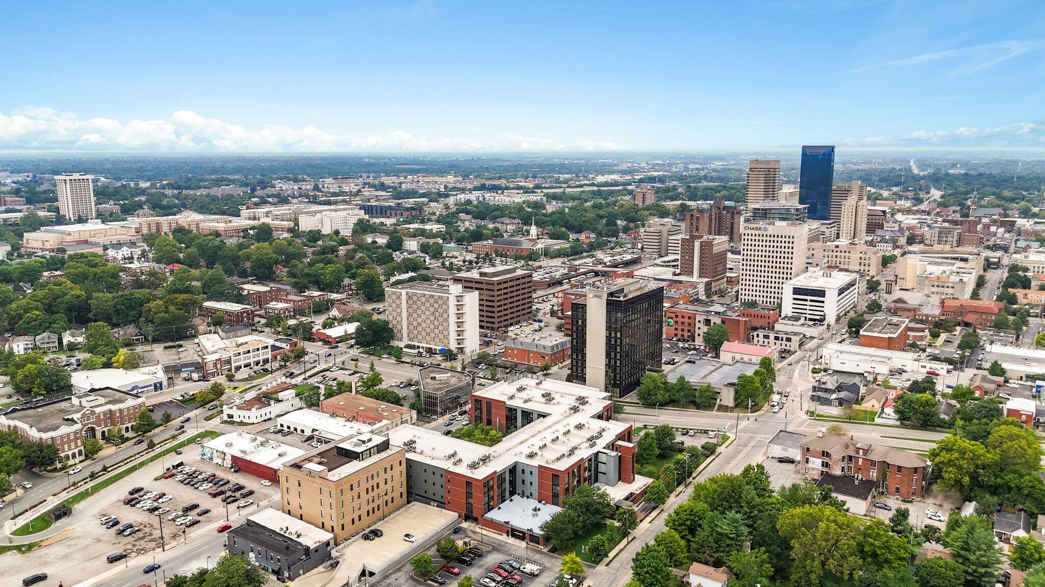 350 East Short Street Unit: 324