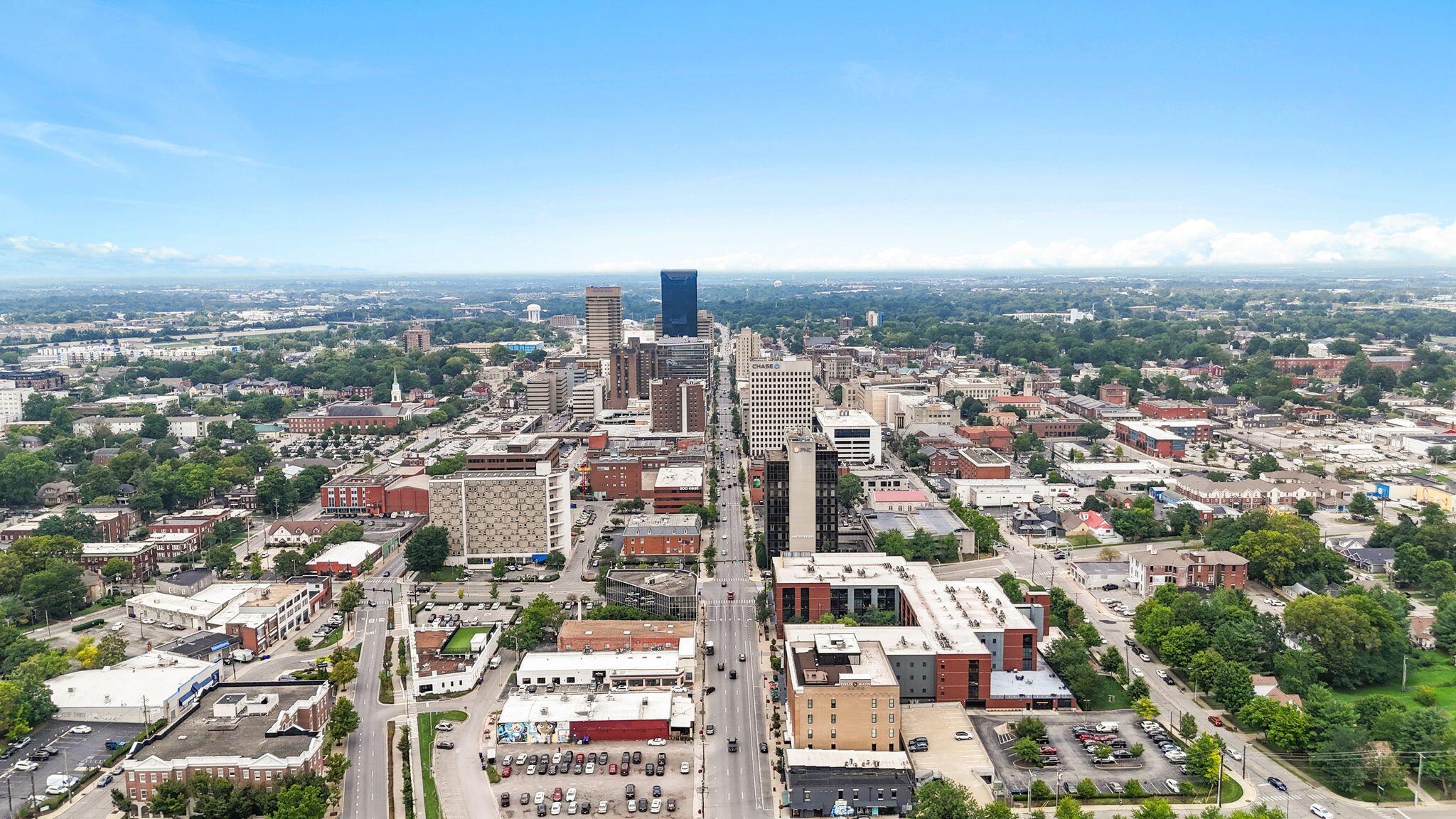 350 East Short Street Unit: 324