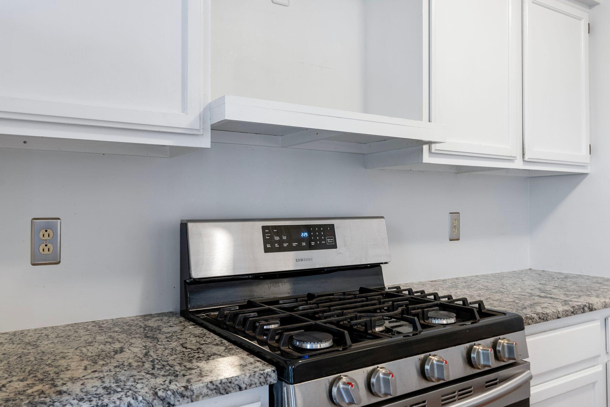 541 West Short Street Unit: 27