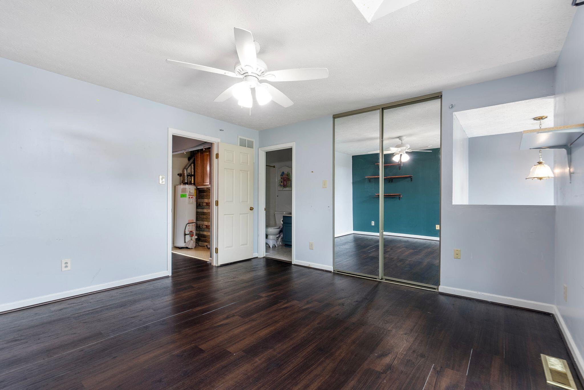 541 West Short Street Unit: 27