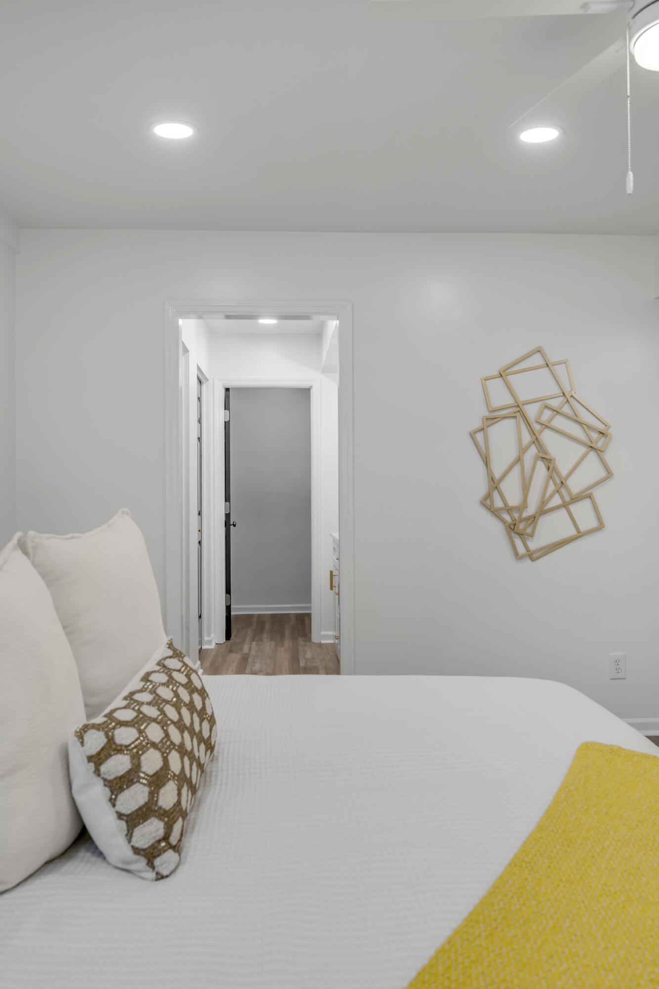 395 Redding Road, 217