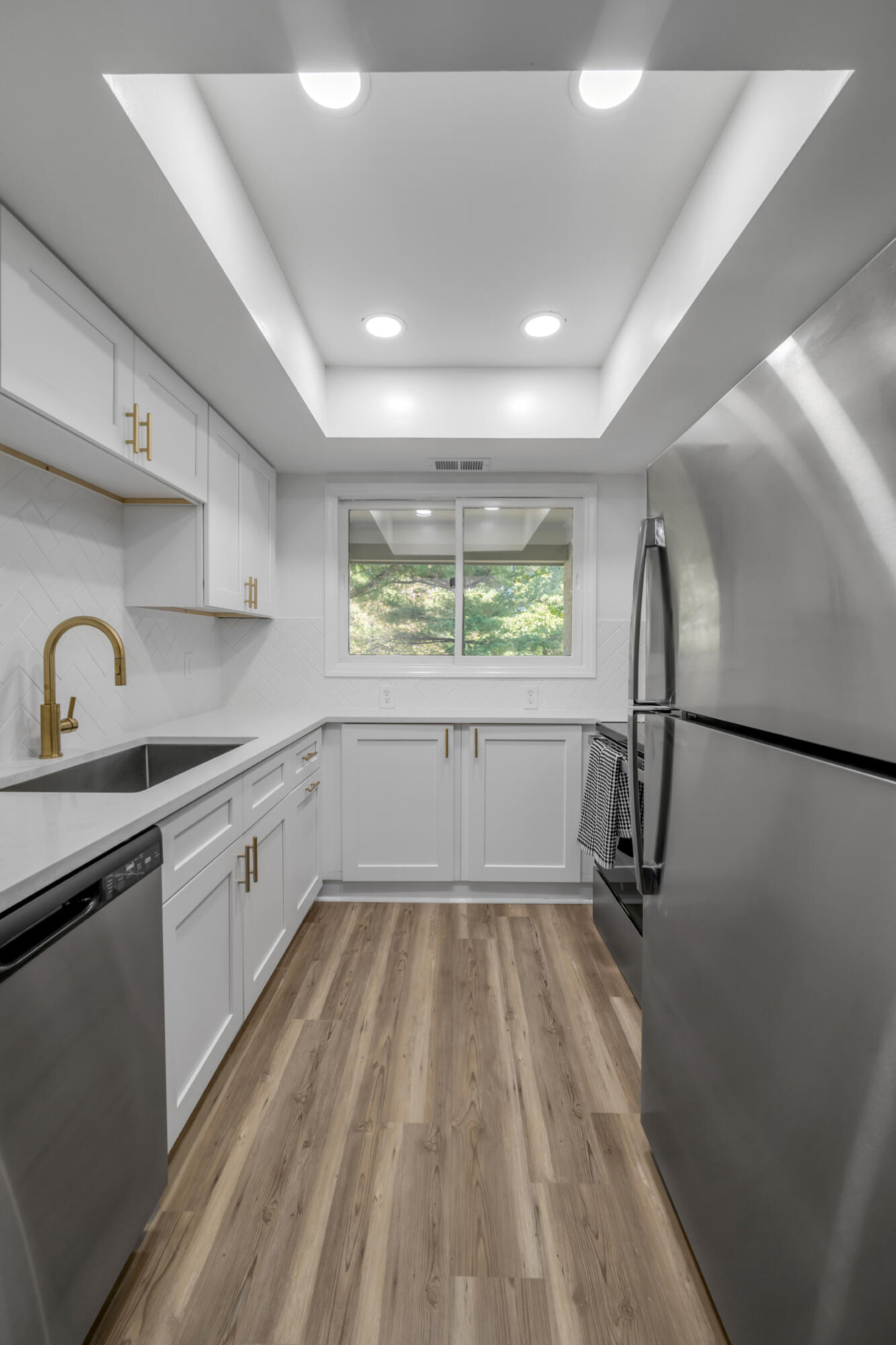 395 Redding Road, 217