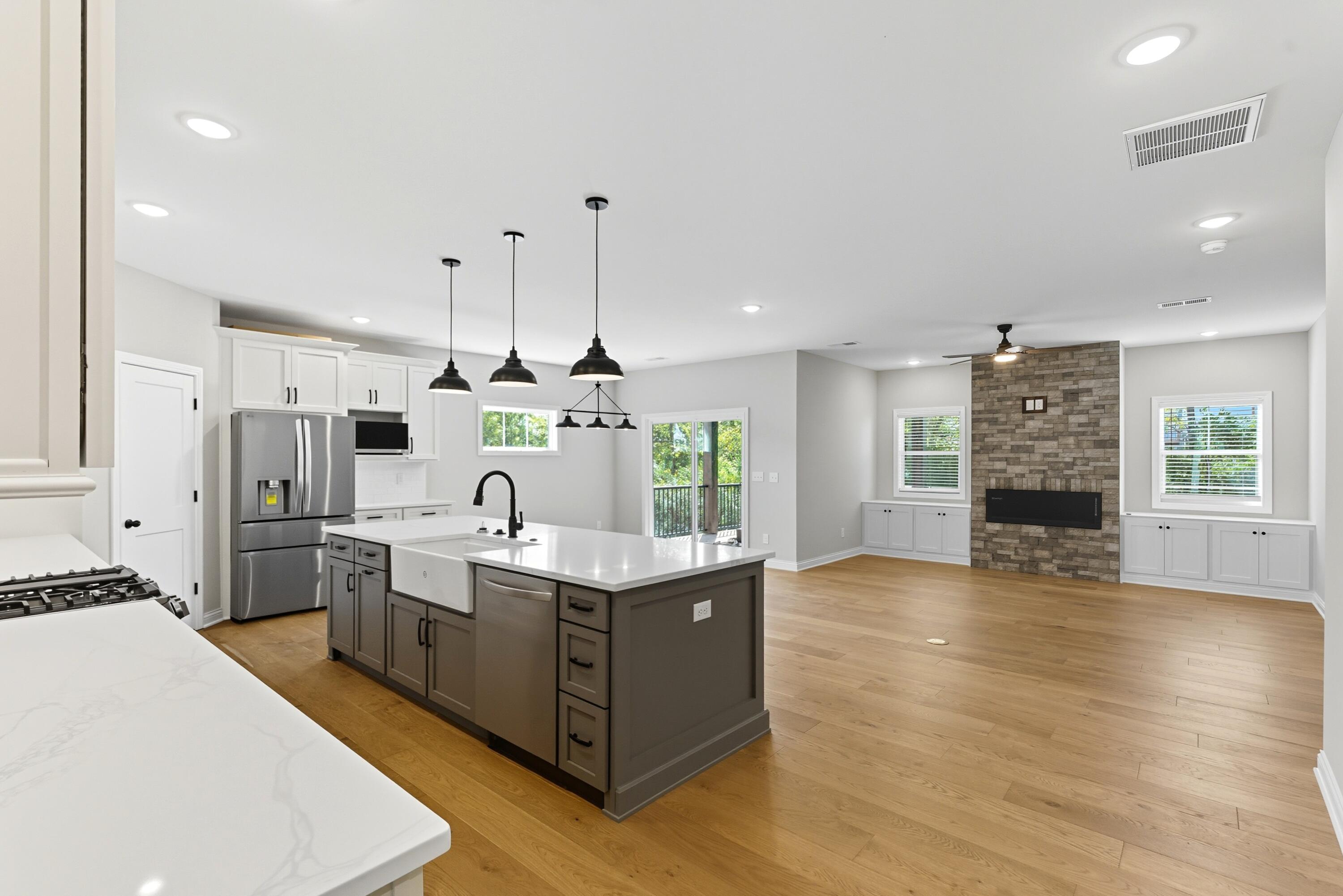 4124 Meadowlark Road