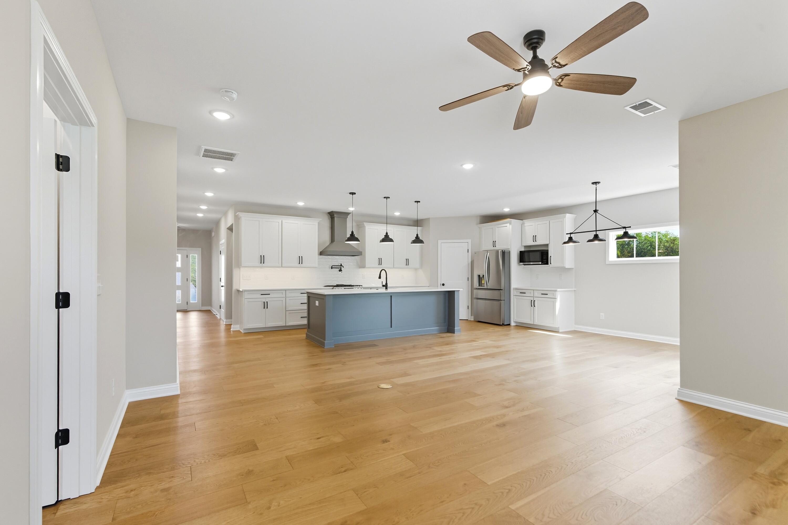 4124 Meadowlark Road