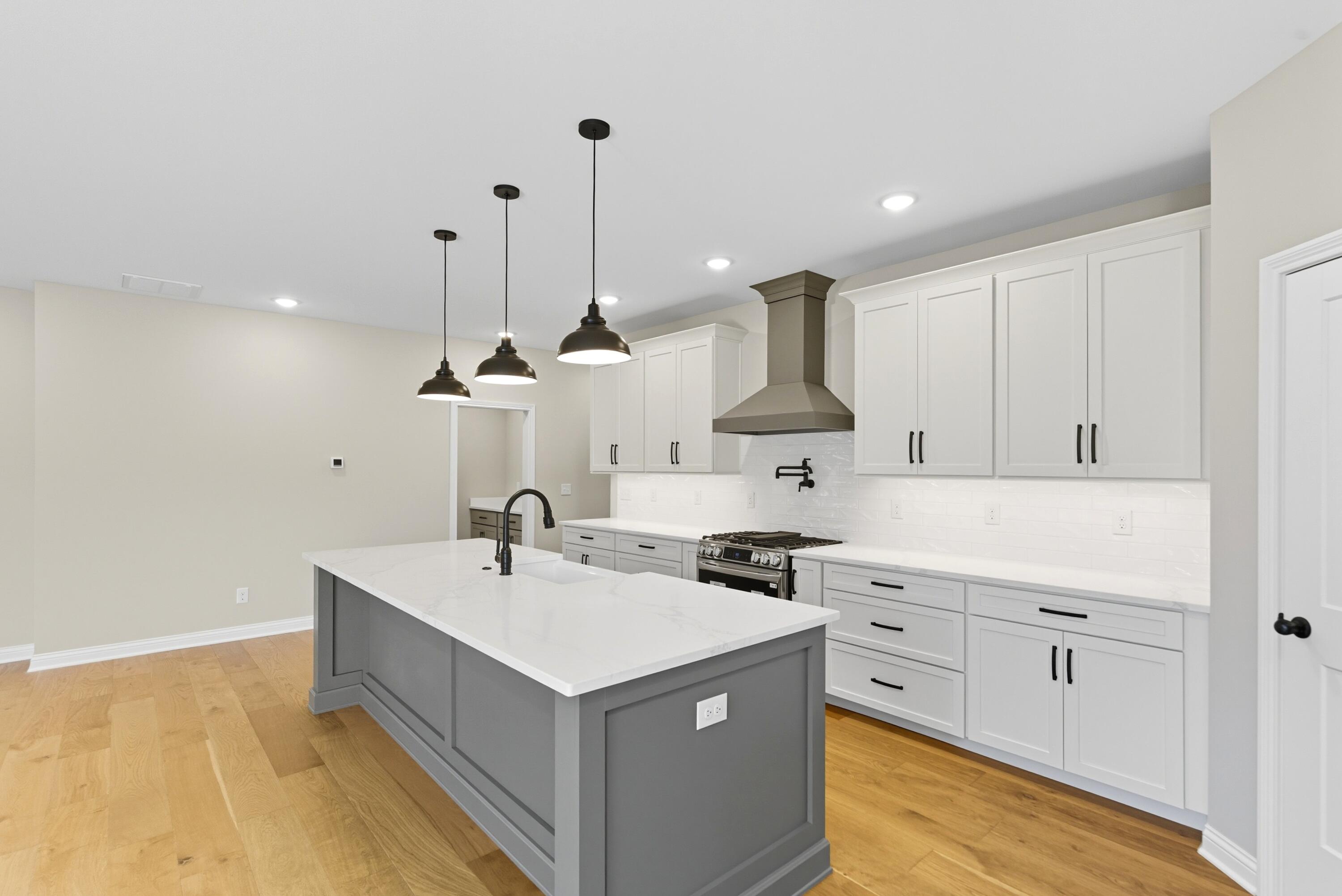 4124 Meadowlark Road