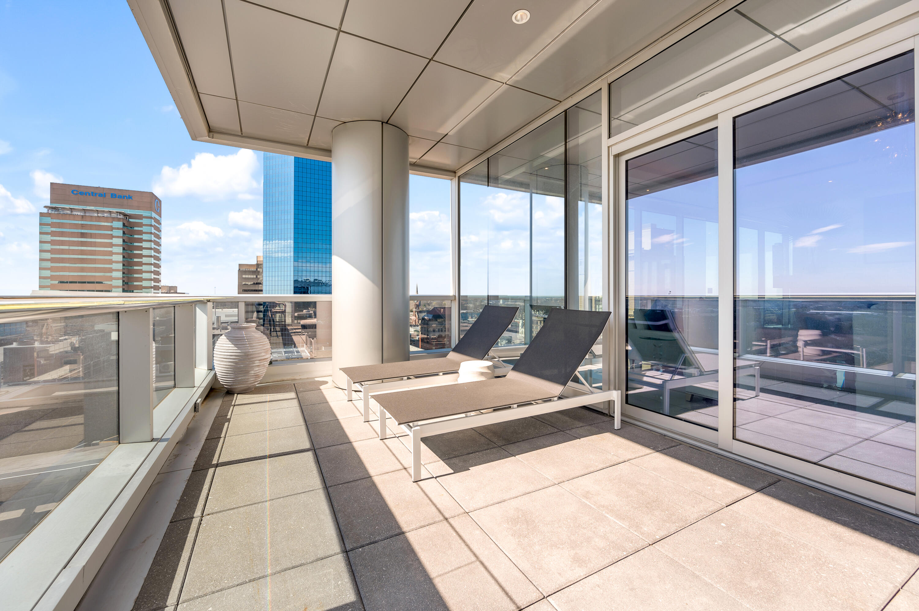 103 S Limestone Street 1150