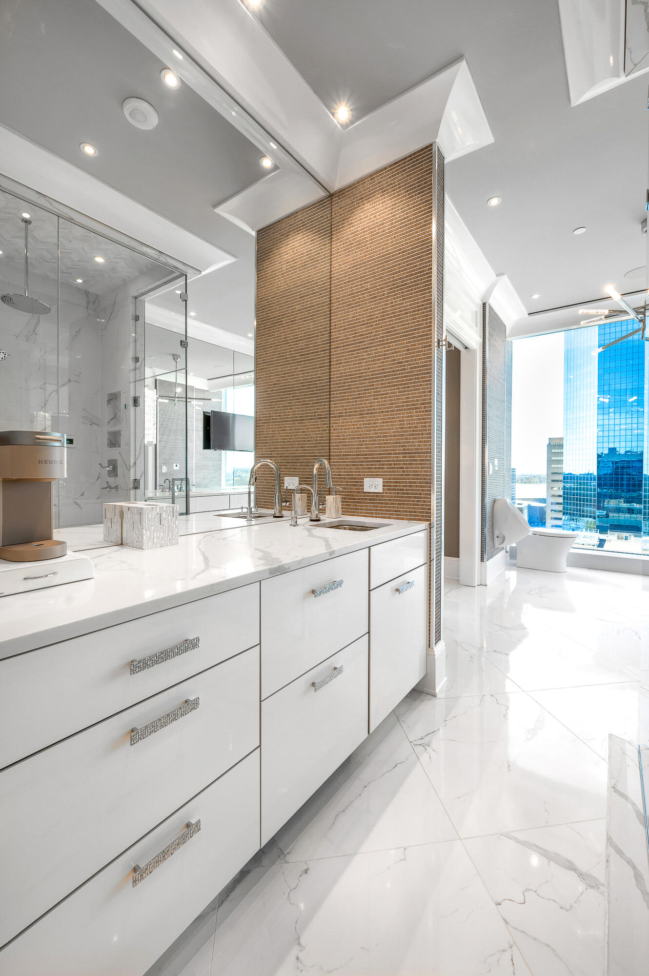 103 S Limestone Street 1150