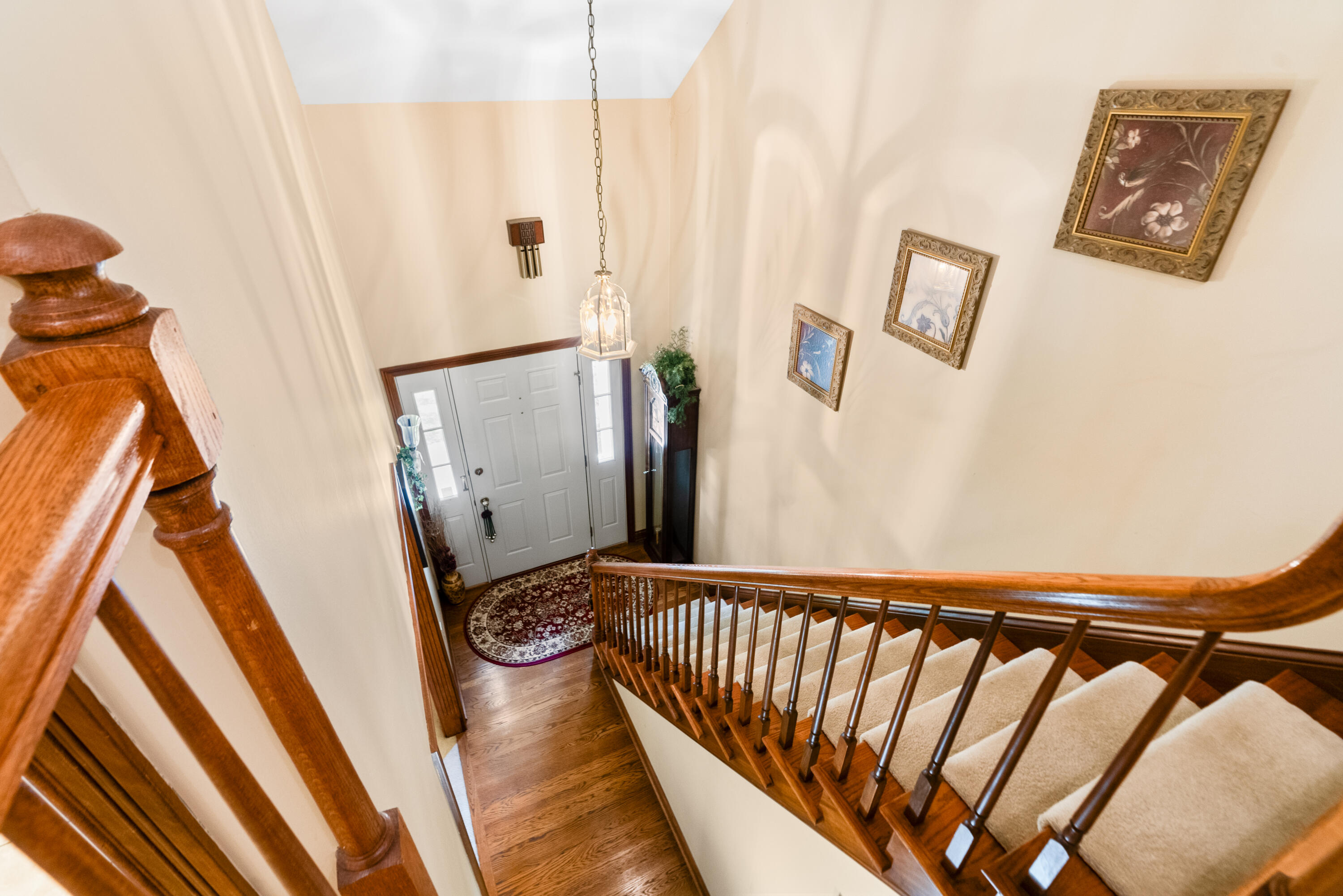 102 Camelot Drive